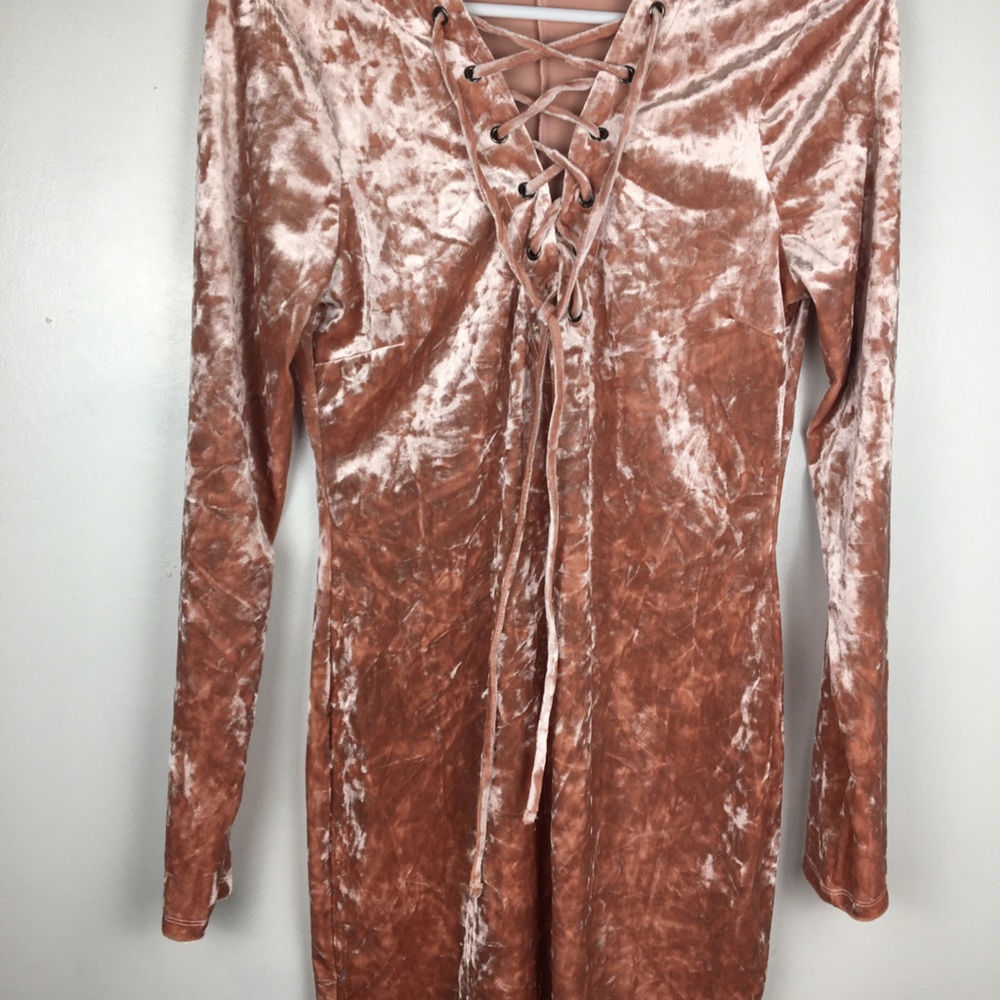 Forever 21. - Picture 1 of 6